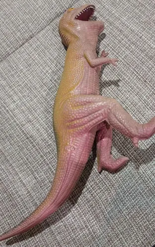 dinossauro grande brinquedo