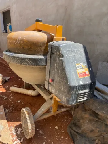 Betoneira CSM 400 LT
