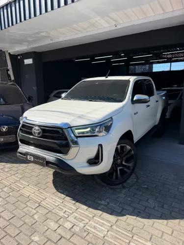 Toyota Hilux CD SRX 4X4 2.8 TDI 16V Diesel Aut. 2021