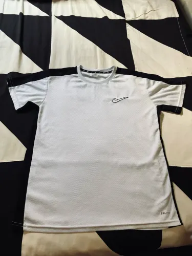 Camisa dry fit nike original! Tamanho M