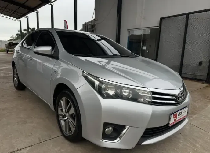 Toyota Corolla GLI 1.8 Flex 16V Aut. 2015