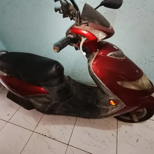 Suzuki AN 125 Burgm 2008