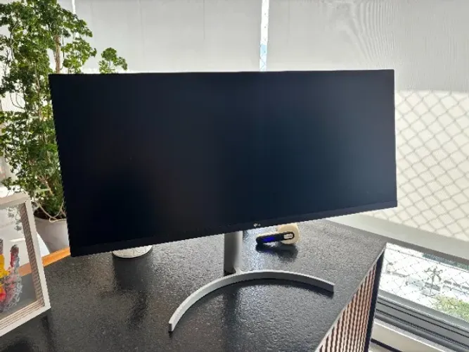 Monitor LG 34 UltraWide Full HD IPS HDR10 (34WK650 Prata) - Perfeito estado