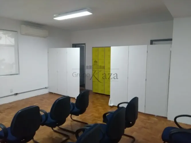 Conjunto Comercial Mobiliado - Itaim Bibi - 1 Sala - 100m2