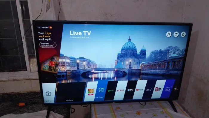 Vendo tv lg 43 polegadas smart