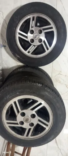 4 rodas + 4 pneus ford