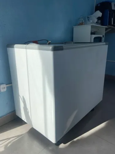 Freezer Horizontal Fricon 311L Semi Novo