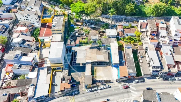 Área à Venda no Jardim dos Bichinhos (Sesc Interlagos) 3300.m² 54x61 frente para duas ruas