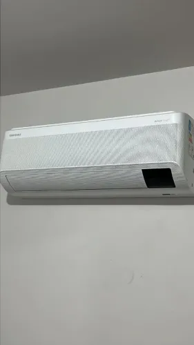 Ar-Condicionado Split Inverter 9000 BTUs Samsung WindFree Connect High Wall Só Frio