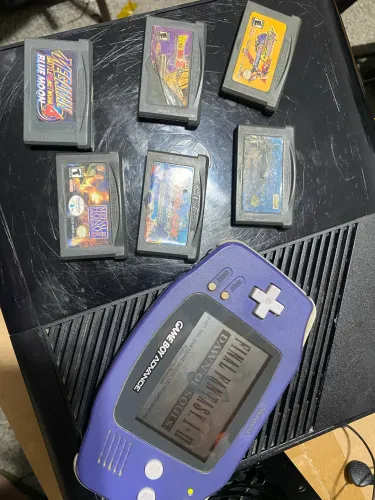 Gameboy ADVANCED com jogos