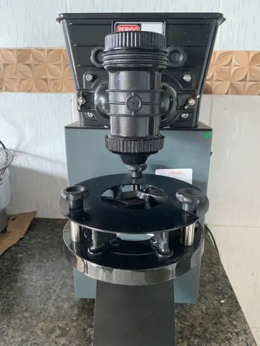 Máquina de salgados compacta print