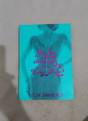 livro os sete maridos de evelyn hugo