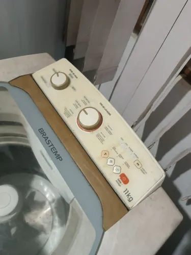 Brastemp 11 kilos ótimo estado funciona perfeitamente