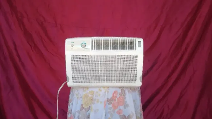 Ar-condicionado 7.500 btu.