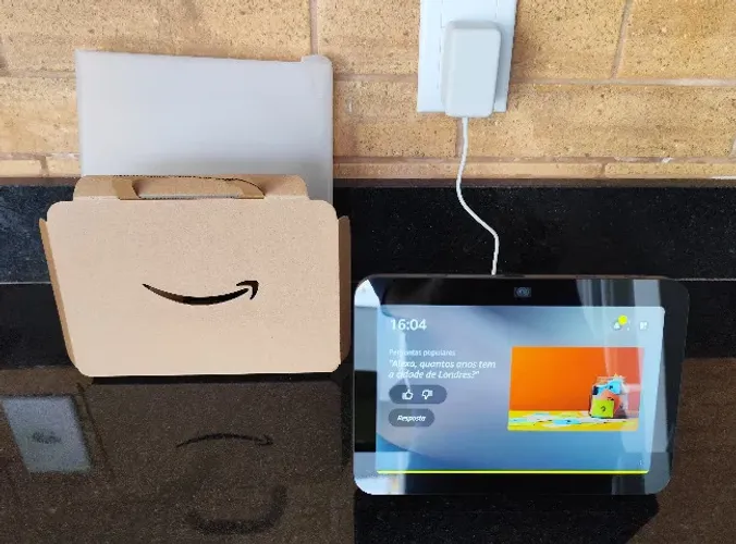 Alexa Echo Show 8 - 3ª Geração com Tela - Assistente Inteligente