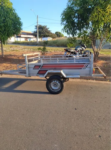 Carretinha emplacada