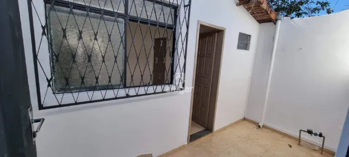 Kitnet para alugar, 1 quarto, 1 vaga, Major Prates - Montes Claros/MG - R$ 1.200,00 - Alug
