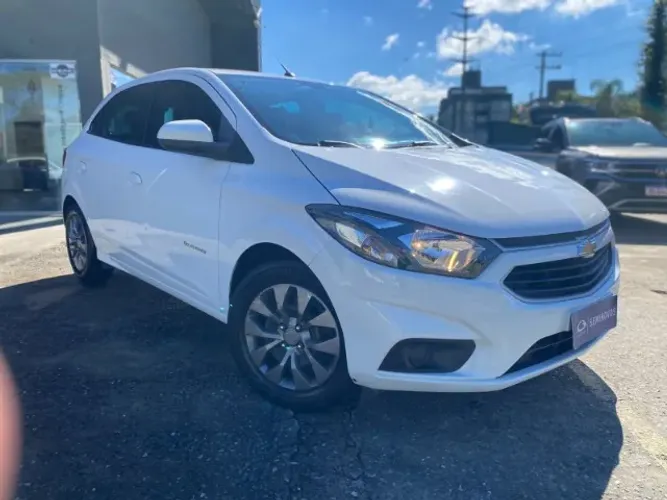 Chevrolet Onix Hatch Advantage 1.4 8V Flex Aut. 4P 2018