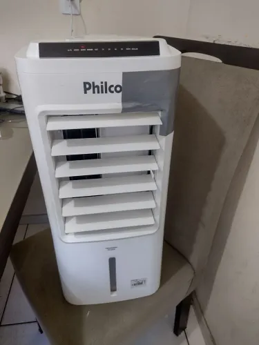 Novo, comprado em lote de mostruário,Climatizador Philco 4 em 1