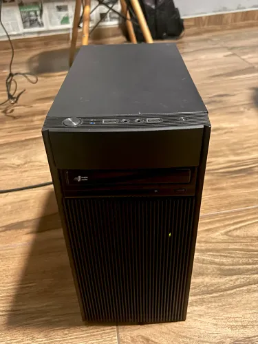 PC para escritório/estudos