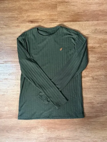 Camiseta Manga Longa Canelada Verde
