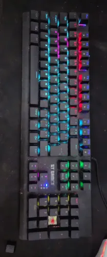 Teclado Mecânico GT Gamer - Com Defeito no Enter (Para Conserto ou Retirada de Peças)