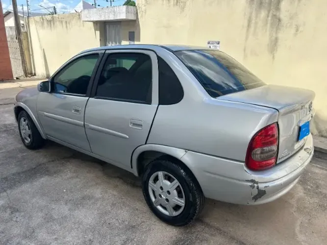 Chevrolet Corsa Sedan Super Milenium 1.0 MPFI 16V 2002