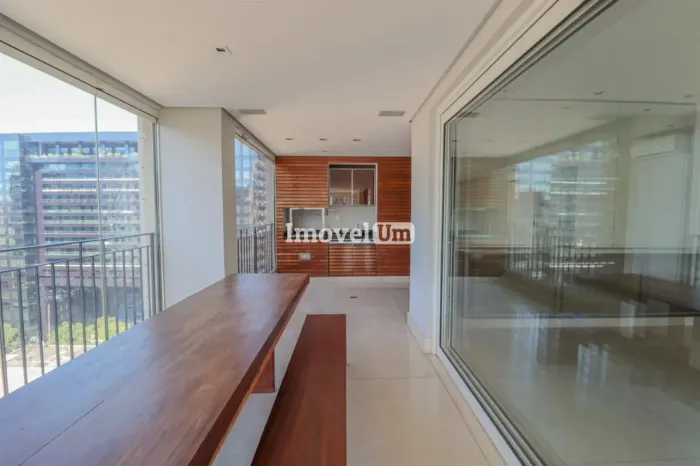 Itaim Bibi | Apartamento 4 quartos, sendo 3 suites