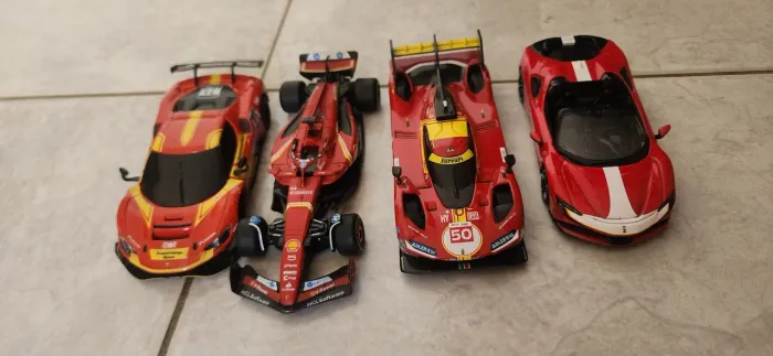 Coleção de carrinhos da Ferrari da shell