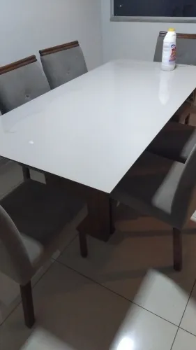 Jogo de mesa 6 cadeiras