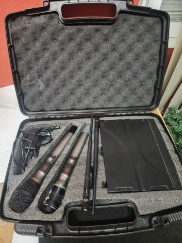 Microfone TSI BR-8000-UHF 600 Canais ( Descrição Abaixo)