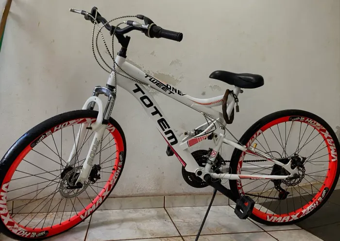 BIKE TOTEM ONE TWEET ARO 26