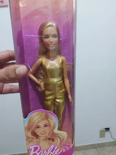 Barbie fashionista número 222
