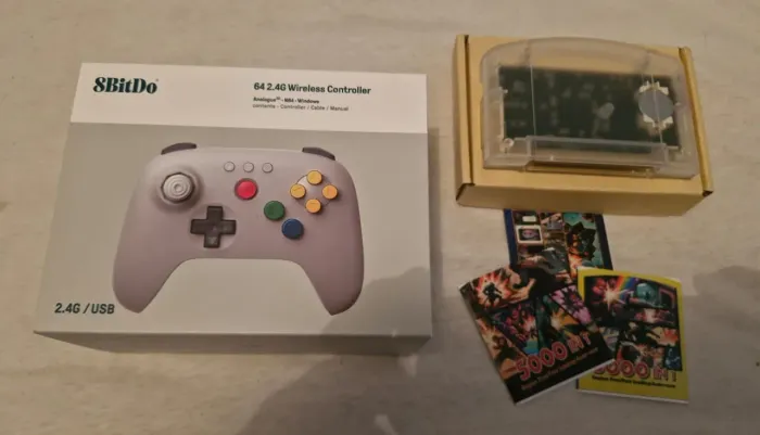 Everdrive Nintendo 64 + controle 8Bitdo com Dongle novos