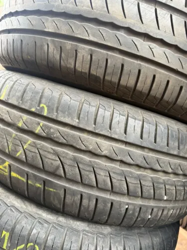 Pneu p1 195/60/15 SN 80 % vida útil