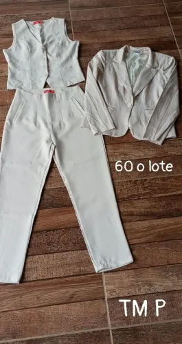 Lote de roupas femininas tamanhos P 