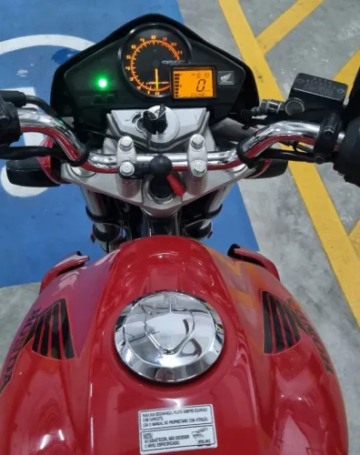 HONDA CB 300 vermelha  2015 FLEX