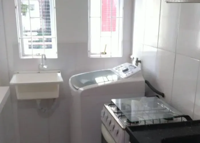 Lindo Apartamento, Home Office, 100m do Mar, Mensal, 1 Dormitório, Canasvieiras.