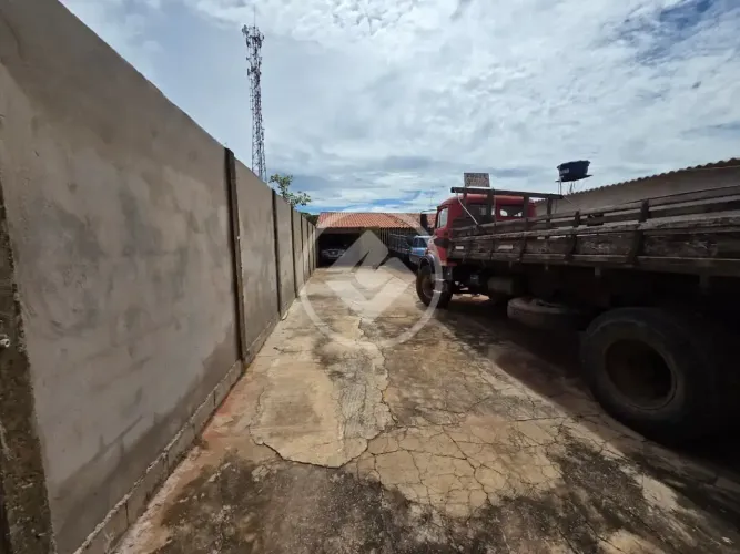 CASA NO SETOR DOS FUNCIONARIOS codigo: 274540