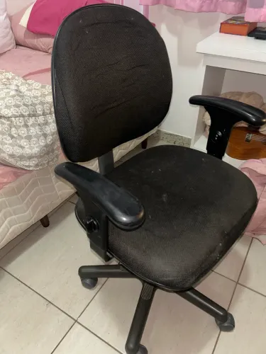 cadeira giratória funcional