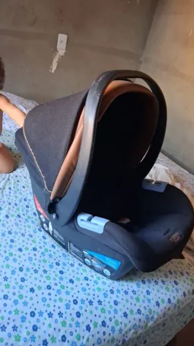 Bebê conforto marca burigotto excelente estado