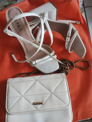 Conjunto de bolsa e sapato