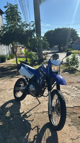 Vendo ou troco Xtz lander 250