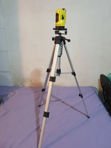Nível a laser aceito cartão