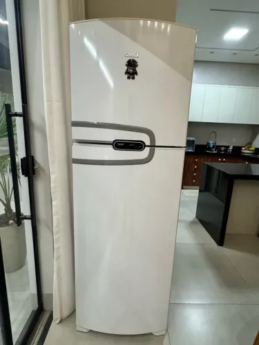 Geladeira Frost free 340 L