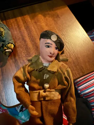 Boneca antiga Anco Lite israelense Soldado.   