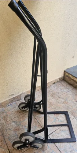 Carrinho de Carga Armazém com Capacidade de 300 kg e Rodas Estrela (sobe e desce escada)