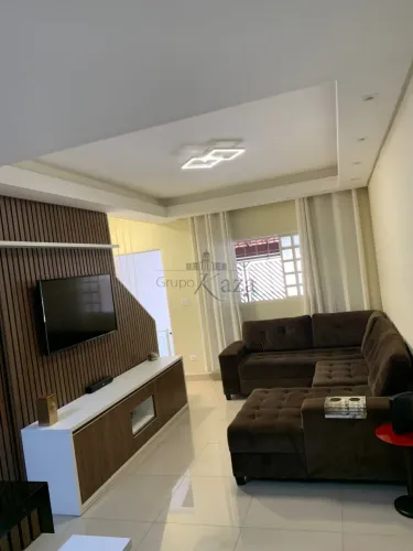 Oportunidade - Casa Geminada - Jardim Vale do Sol - 2 Dormitórios - 75m².