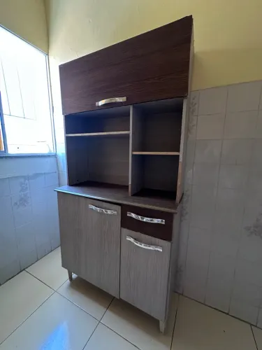 Armário de cozinha pequeno