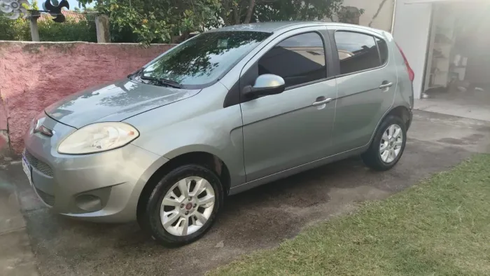Fiat Palio Attractive 1.0 EVO Fire Flex 8V 5P 2012